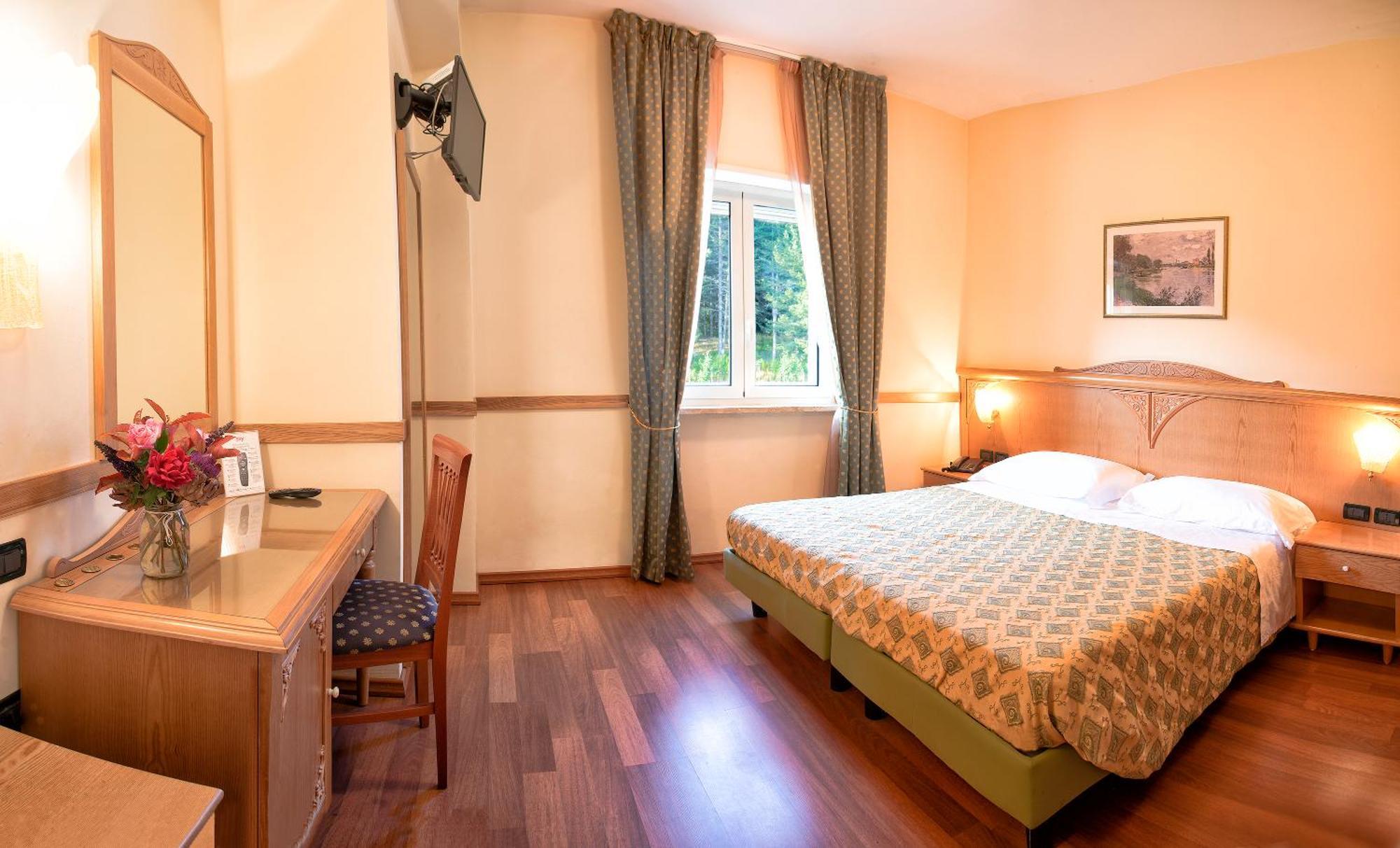 Hotel Park 108 Sport&Wellness Lorica Esterno foto
