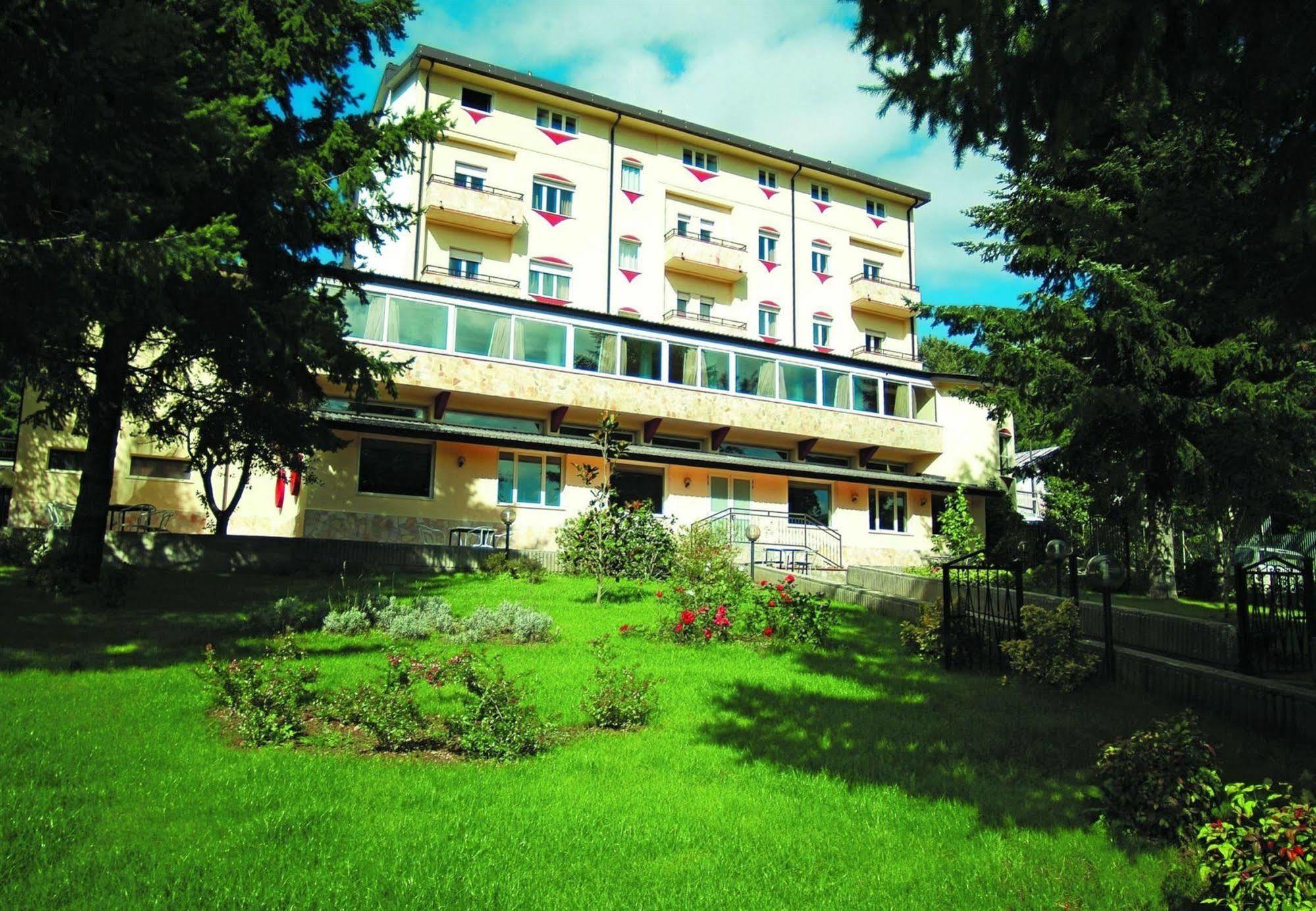 Hotel Park 108 Sport&Wellness Lorica Esterno foto